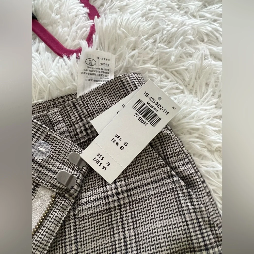 Abercrombie split hem plaid trousers. 27 short - Picture 3 of 4
